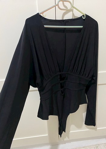 Dekolteli bluz - Görsel 2