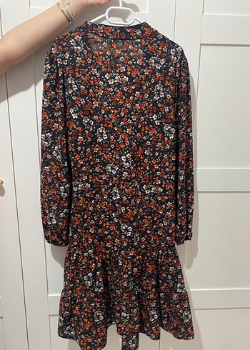 Çiçek Elbise - Görsel 5