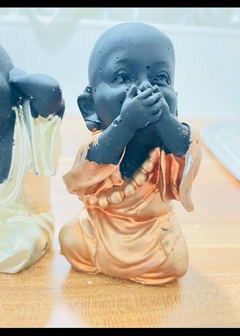 Altın ve Bronz Renkli Üçlü Siyah Figürin Seti - Görsel 5