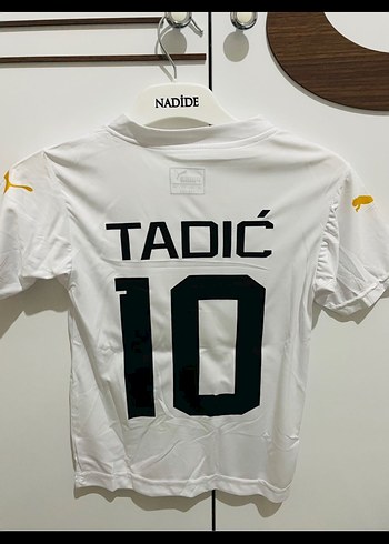 Beyaz Puma Erkek çocuk Spor Tişört şort takımı10 Numara 6 yaş - Görsel 2