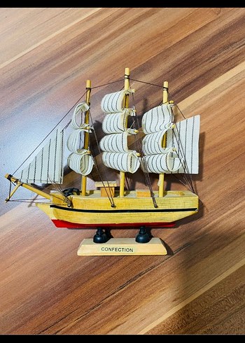 Beyaz Ahşap Yelkenli Gemisi Figürü - Görsel 2