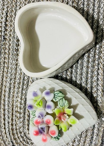 Çiçekli Boncuklu vintage takı kutusu - Görsel 2