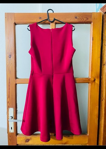 Kırmızı Midi Kolsuz V Yaka Elbise - Görsel 4