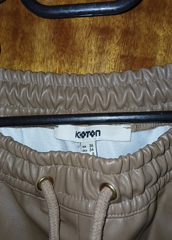 36 Beden Bej Kadın Deri Bol Kesim Pantolon