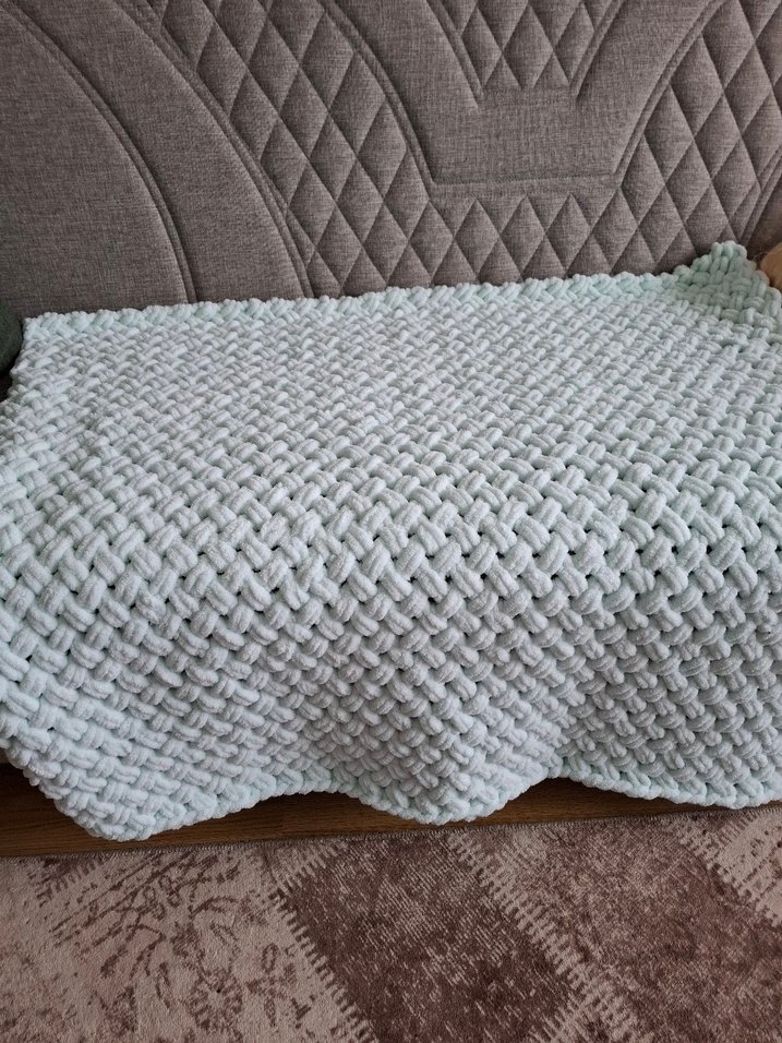 Bordo ve Beyaz Örgü Çocuk Battaniyesi - Görsel 4