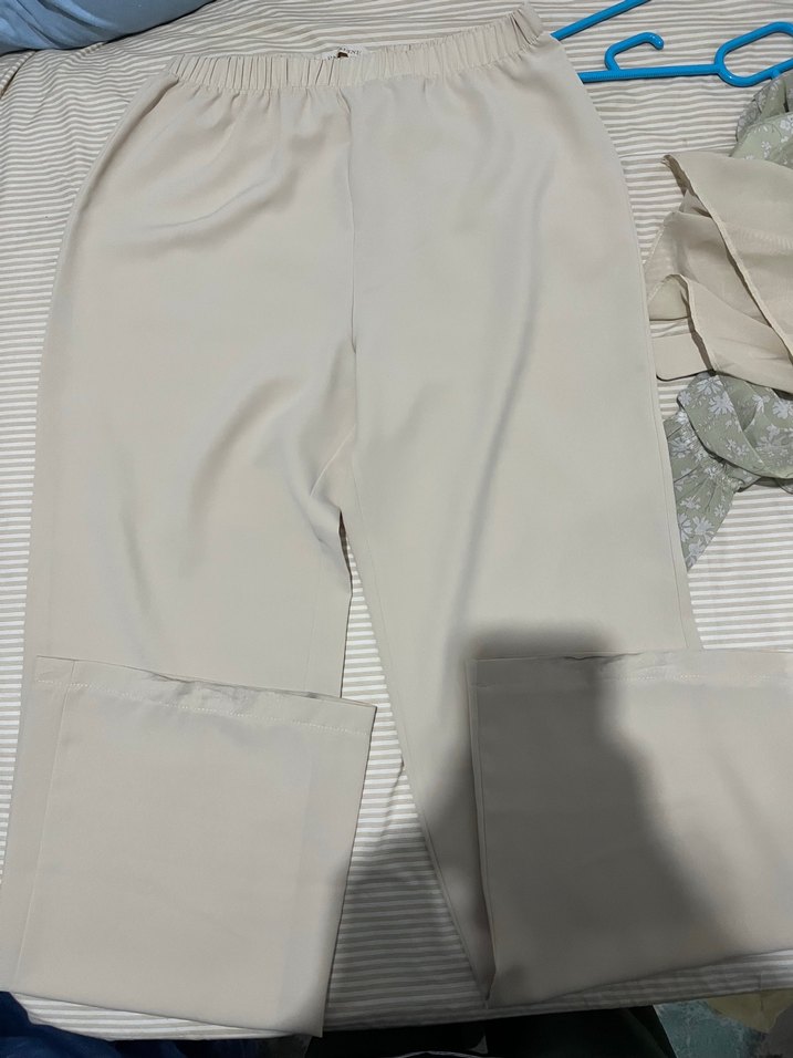 Krem tesettür şık takım - Görsel 5