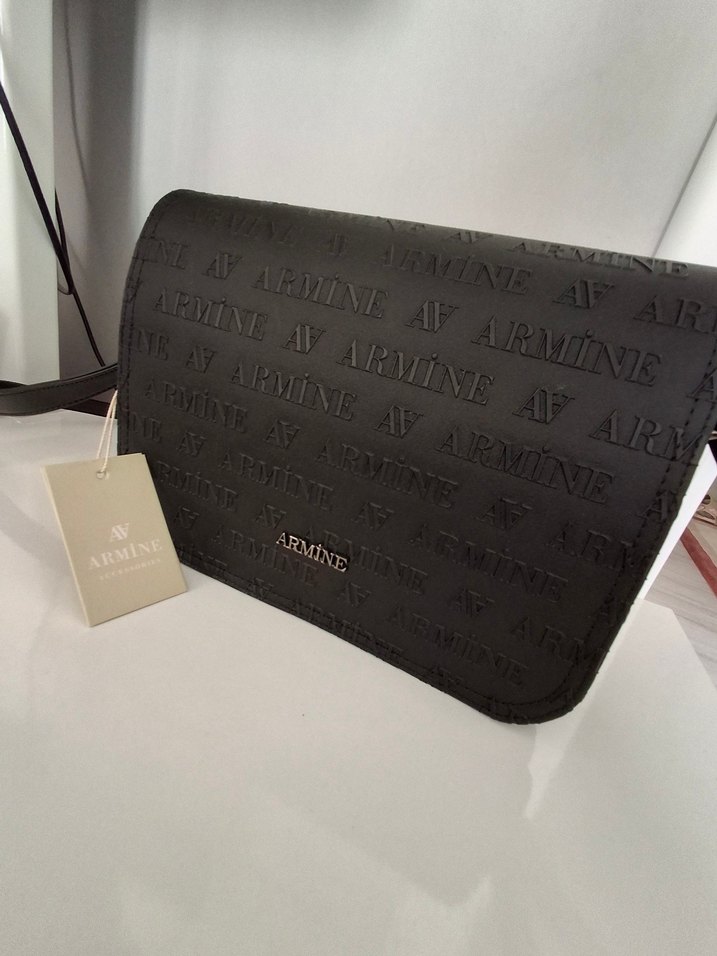 Armine Siyah Deri Tokalı Kadın Çanta - Görsel 3