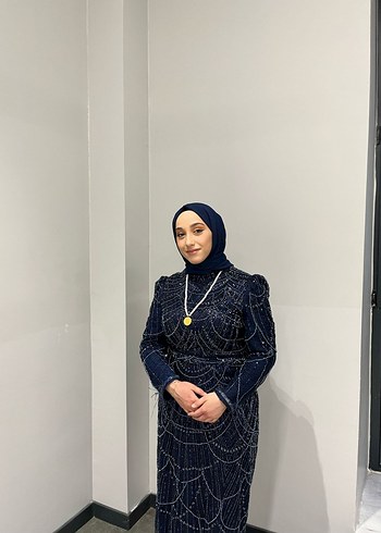 Abiye Boncuk İşlemeli Lacivert Uzun Abiye Elbise