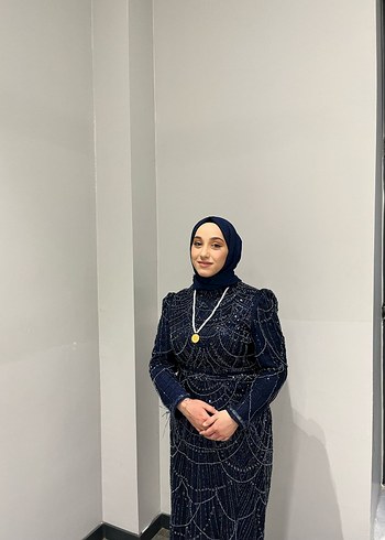 Boncuk İşlemeli Lacivert Uzun Abiye Elbise