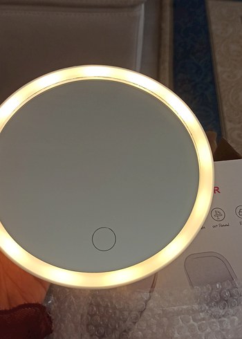 Beyaz LED Işıklı Masaüstü Makyaj Aynası - Görsel 6