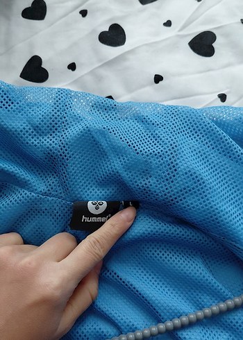 Mavi Kapüşonlu Erkek Yağmurluk - Görsel 3