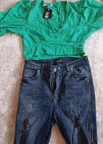 Fermuarlı Rahat Kesim Mini Kadın Kot Pantolon ve kısa crop takım