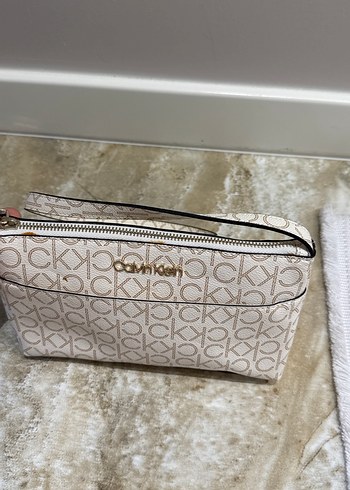 Calvin Klein Calvin Klein Bej Kadın Çapraz Çanta (HİÇ KULLANILMADI)