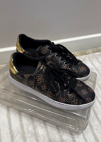 Guess Guess Kadın Kahverengi Yılan Desenli Spor Ayakkabı