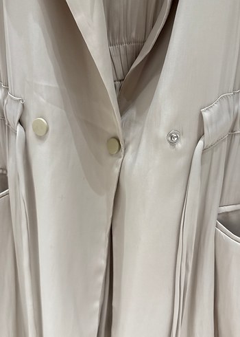 ipekyol Bej Düğmeli Kadın Saten Blazer Ceket