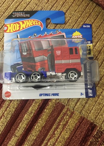 Optimus Prime Renkli Oyuncak Araba