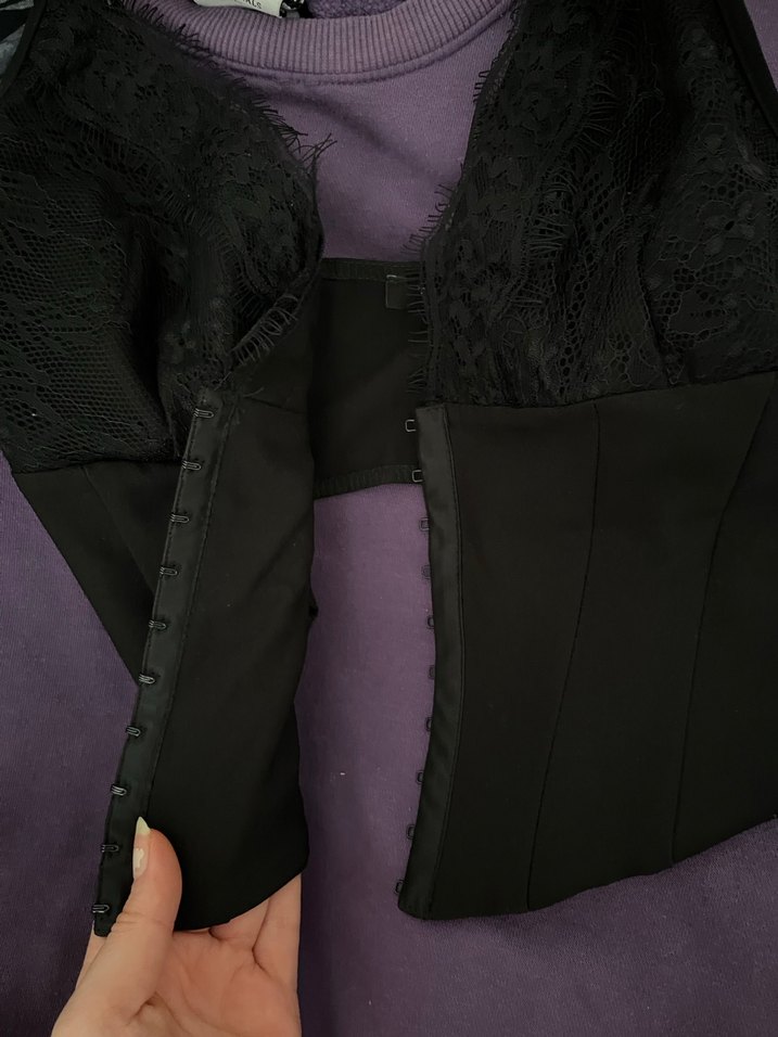 Siyah V Yakalı Fermuarlı Mini Bustiyer - Görsel 4