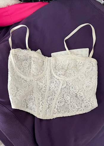 Beyaz Dantel Detaylı Mini Büstiyer - Görsel 3