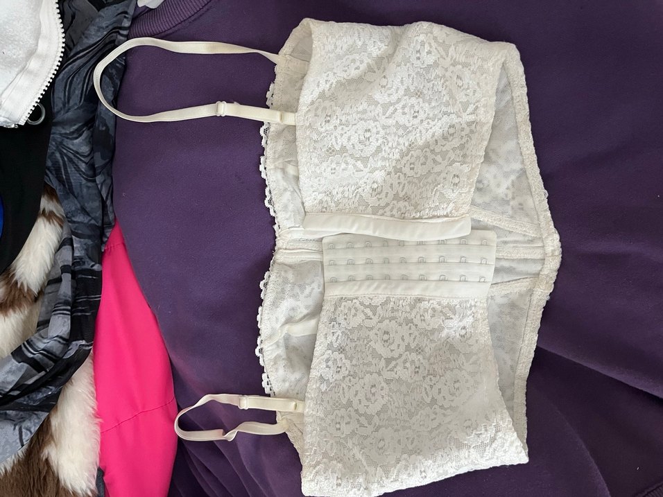 Beyaz Dantel Detaylı Mini Büstiyer - Görsel 4