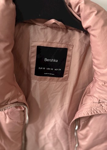Bershka Düğmeli Pembe Kadın Kışlık Mont