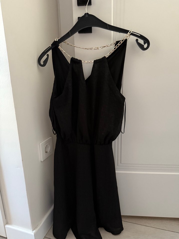 Zincir Detaylı Siyah Midi Gotik Elbise - Görsel 2