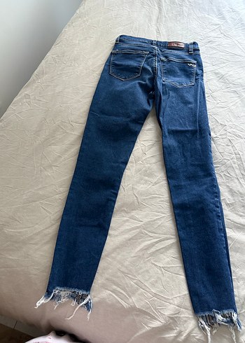 Kadın Parlak Mavi Dar Kesim Denim Pantolon - Görsel 2