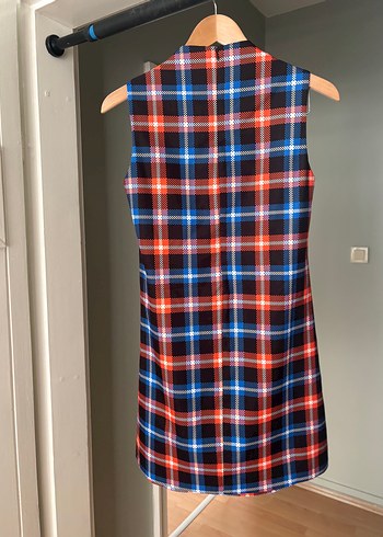 36 Beden Kareli Mini Elbise