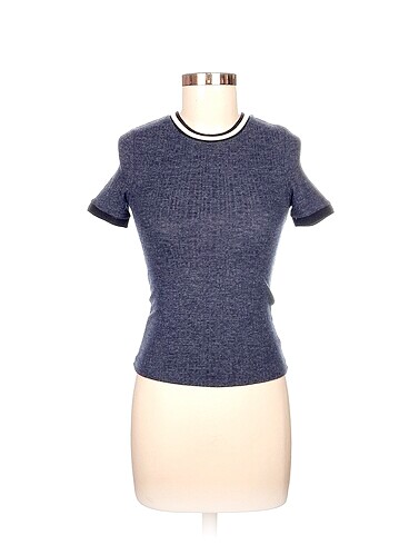 Marks & Spencer T-shirt %70 İndirimli.