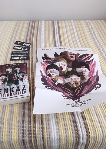Enkaz Altındakiler Roman Kitap ve Afiş