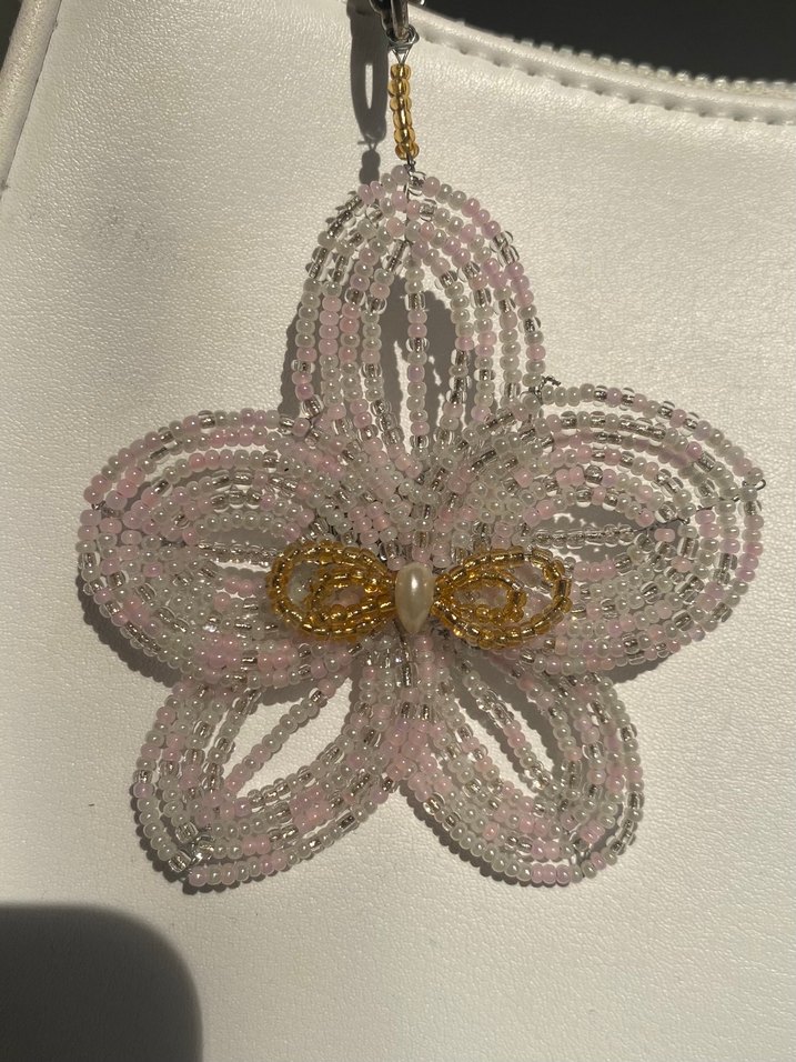 Pembe Boncuklu orkide çanta charmı - Görsel 2