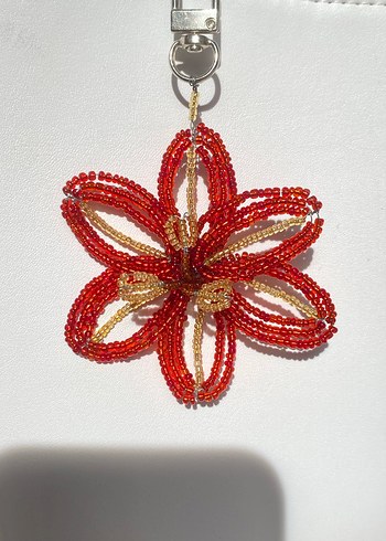 Boncuklu Kırmızı Çiçek çanta charmı - Görsel 2