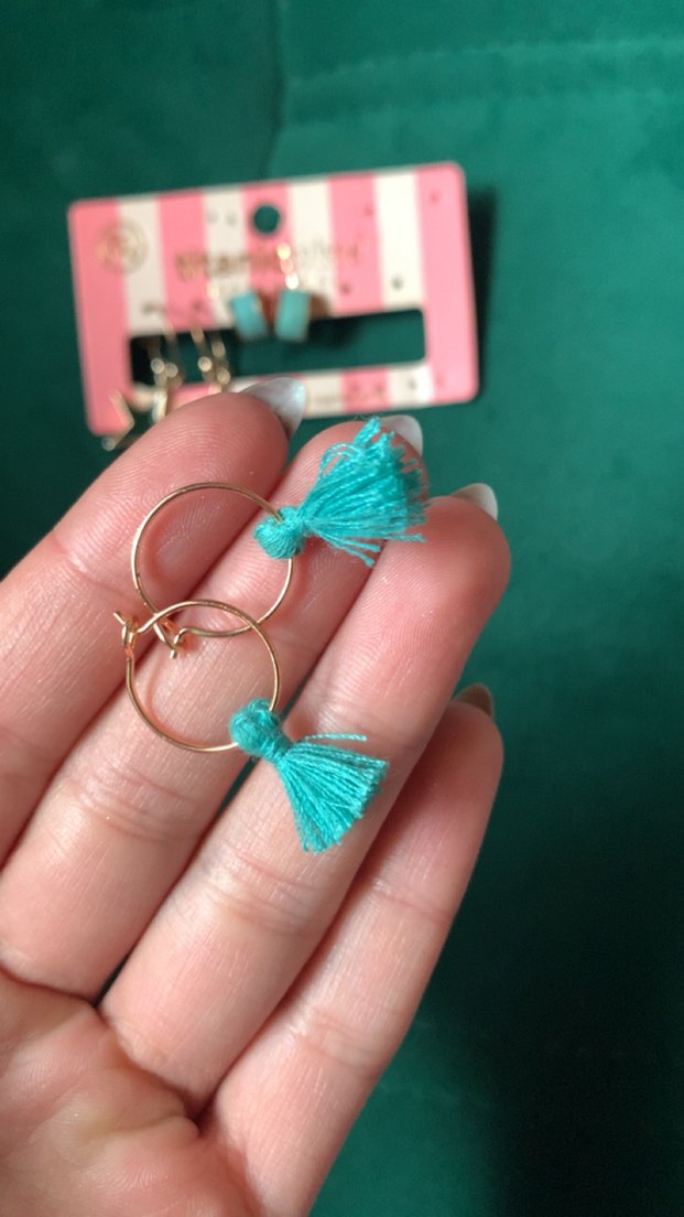 Turkuaz Püsküllü Midi Halka Küpe - Görsel 2