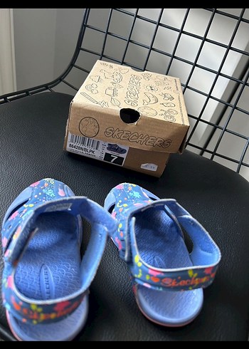 Skechers Kız Çocuk Renkli Kaydırmaz sandalet