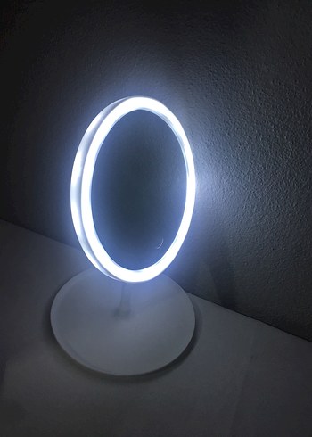 Beyaz LED Makyaj Aynası - Görsel 2