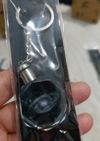 Renkli Işıklı Pullu Anahtarlık - Görsel 2