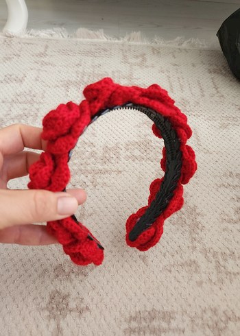 Kırmızı cicek Örgü Saç Bandı