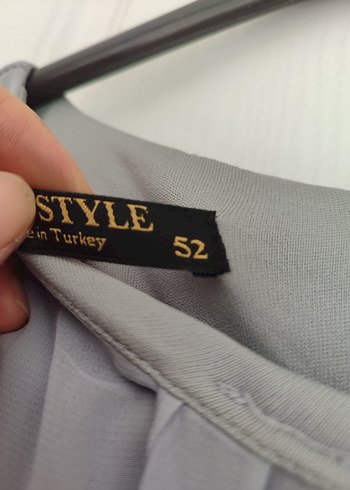 52 Beden Gri Uzun Drapeli Abiye Elbise
