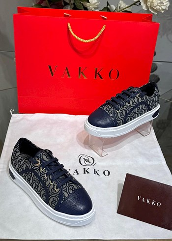 Vakko Kadın Lacivert desenli Spor Ayakkabı