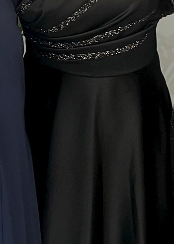 44 Beden Uzun Siyah İşlemeli Kadın Abiye Elbise