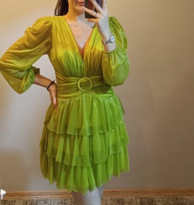 Yeşil Mini Volanlı V Yaka Elbise - Görsel 2