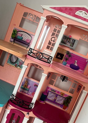 Beden Barbie rüya evi