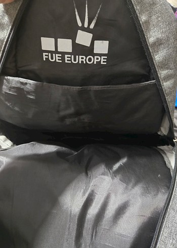 Gri Fermuarlı Minimalist Erkek Sırt Çantası - Görsel 3