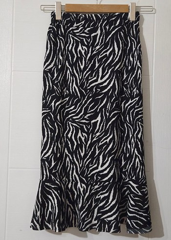 l Beden Zebra Desenli Uzun Midi Etek