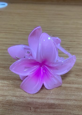 Pembe Çiçek Figürlü Saç Tokası - Görsel 4