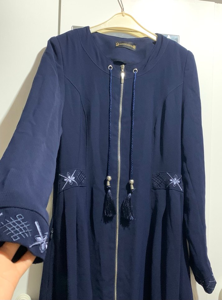 Püsküllü Nakışlı Lacivert Kadın pardesü - Görsel 2