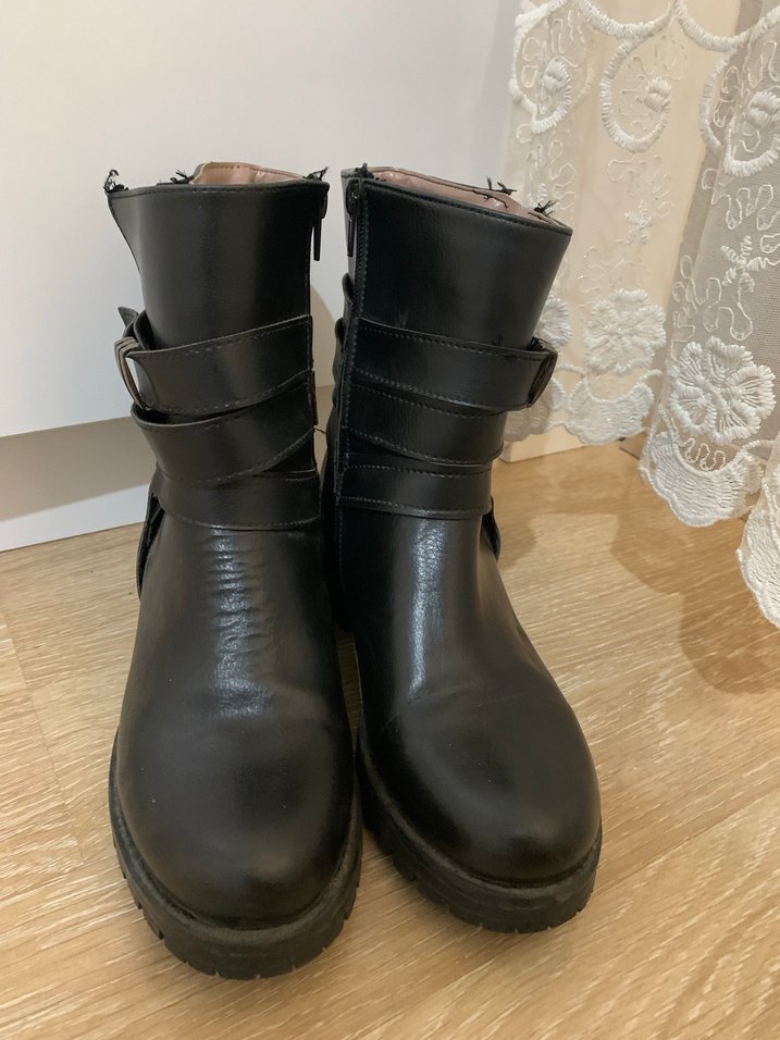 Tokalı Siyah Deri bot - Görsel 2