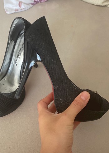 36 Beden Diger Siyah Parlak Yılan Desenli Stiletto