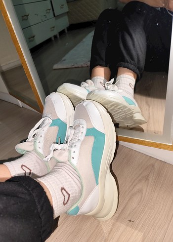 38 Beden beyaz Renk Beyaz Pastel Renkli Bağcıklı Spor Ayakkabı
