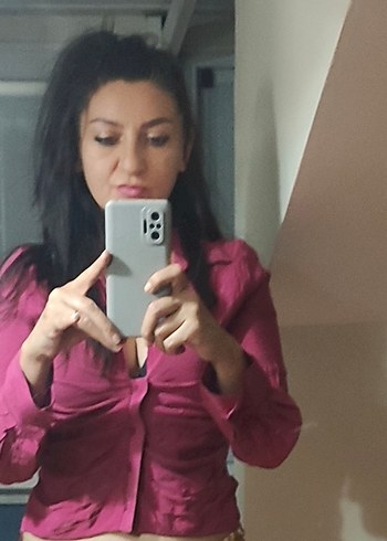 Kadın Fuşya V Yaka Dekolteli Düğmeli Bluz