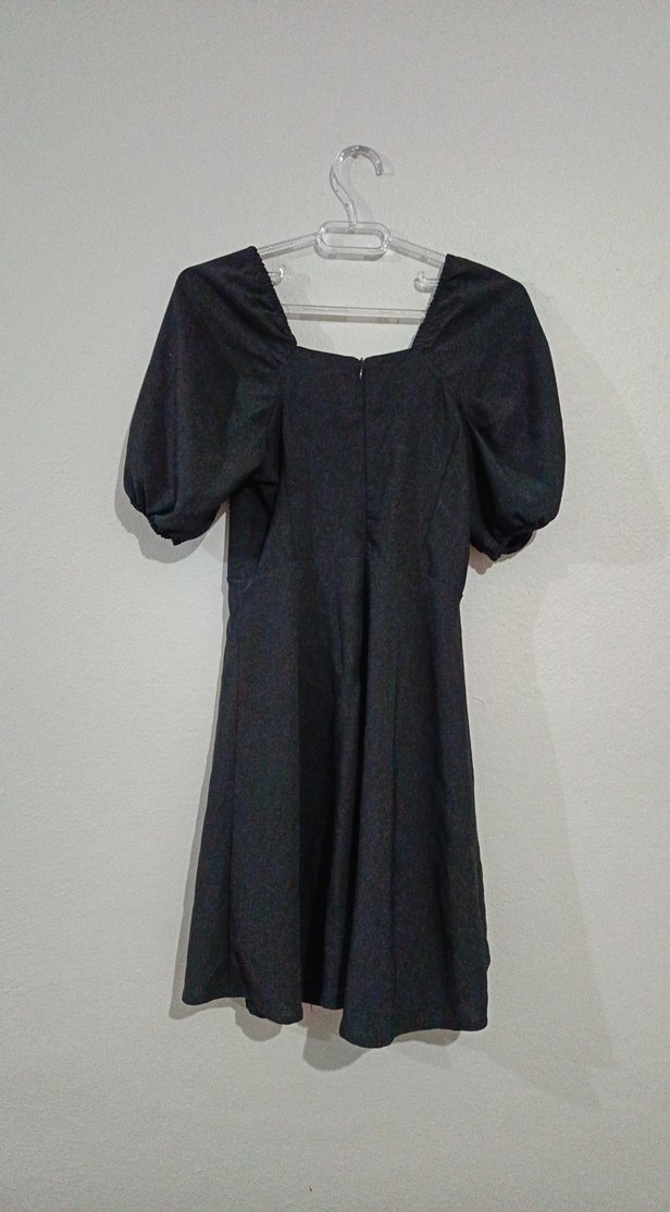 Düğmeli Siyah Midi Elbise - Görsel 3